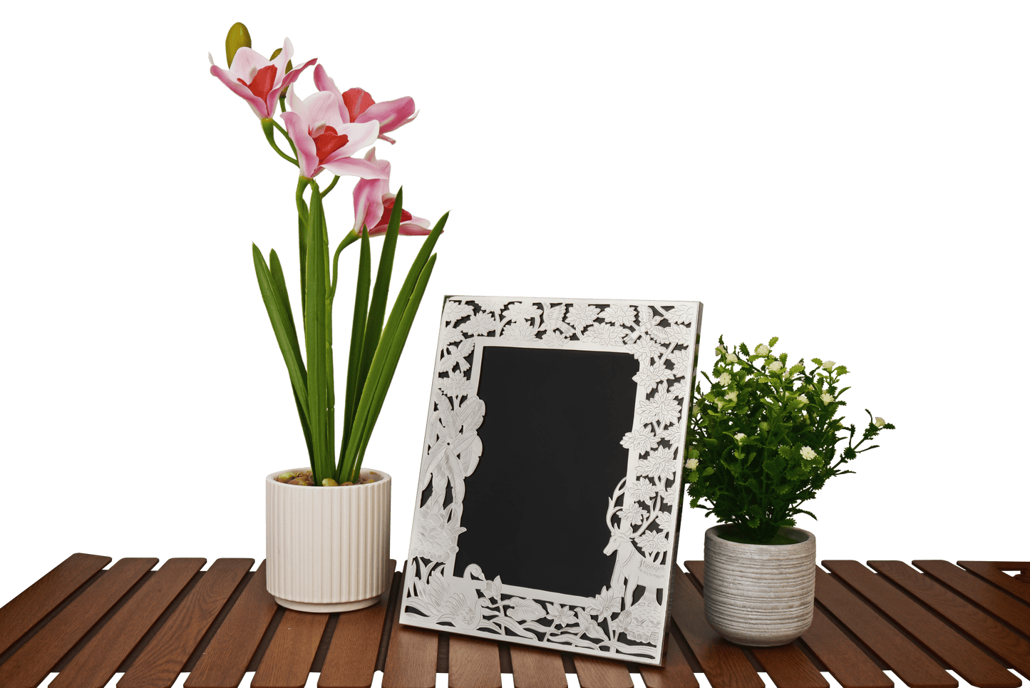 The Aangan Frame – Engraved Silver