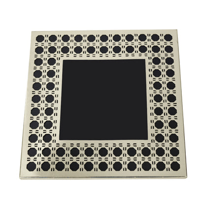 The Obsidian Frame – Structured Silver