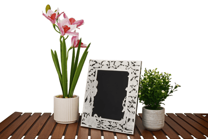 The Aangan Frame – Engraved Silver